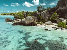 The Best of Praslin and La Digue with Lunch - Full-Day Tour - From Mahe - Image 3